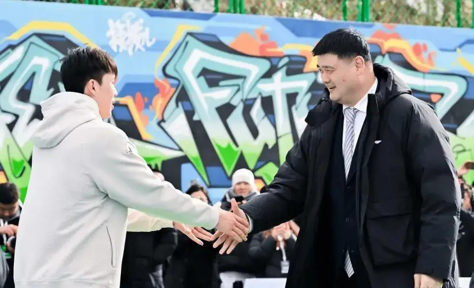 yid, imedi, 聊到了姚明