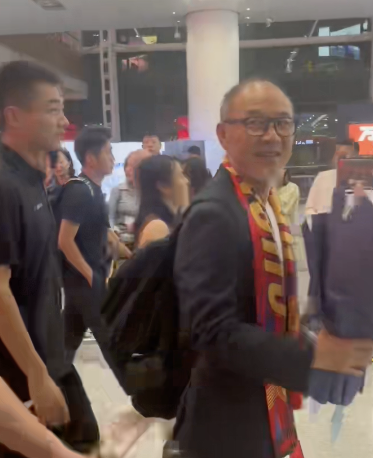 球迷产生过 球迷产生过